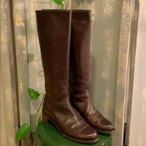 Stuart Weitzman Tall Brown zipper back boots